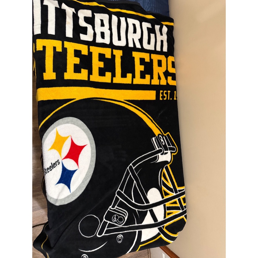 Pittsburgh Steelers Plush Throw Blanket Northwest NFL Black Gold Helmet Fleece